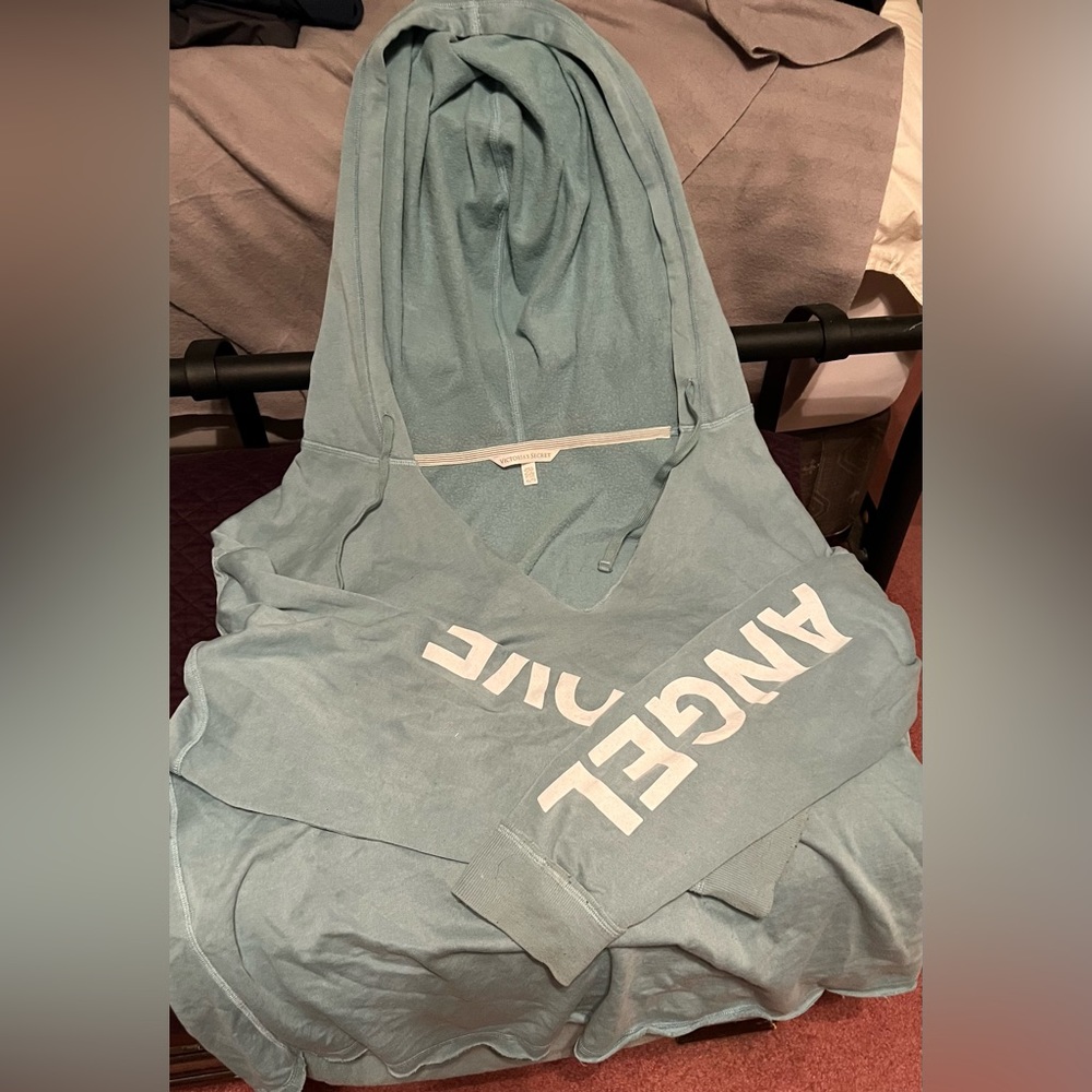 victoria secret sweat shirt